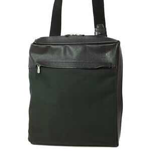 Louis Vuitton Taiga Black Leather Veruca Bag